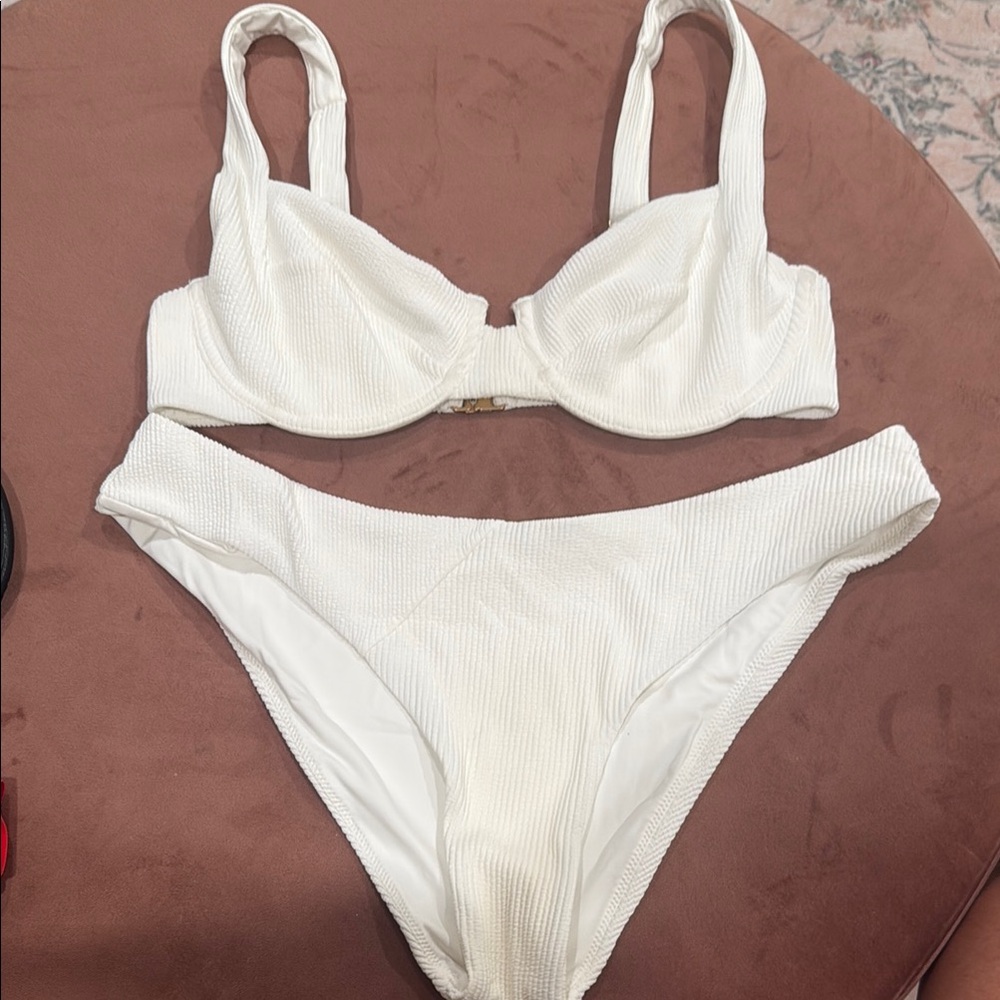 VETCHY White Ribbed Bikini Set